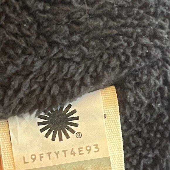 UGG Faux Shearling Wrap small open fleece jacket grey sherpa - Picture 13 of 14